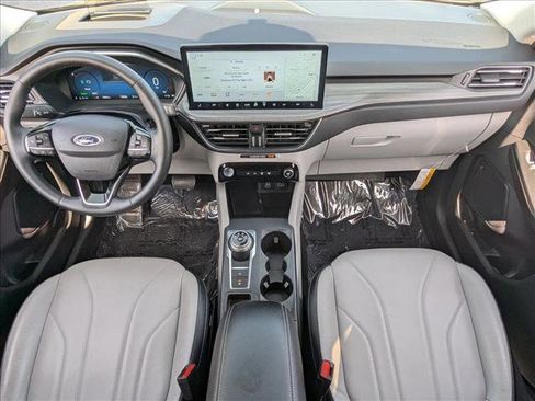 Used 2025 Ford Escape SE w/ PHEV Premium Package FWD image 19