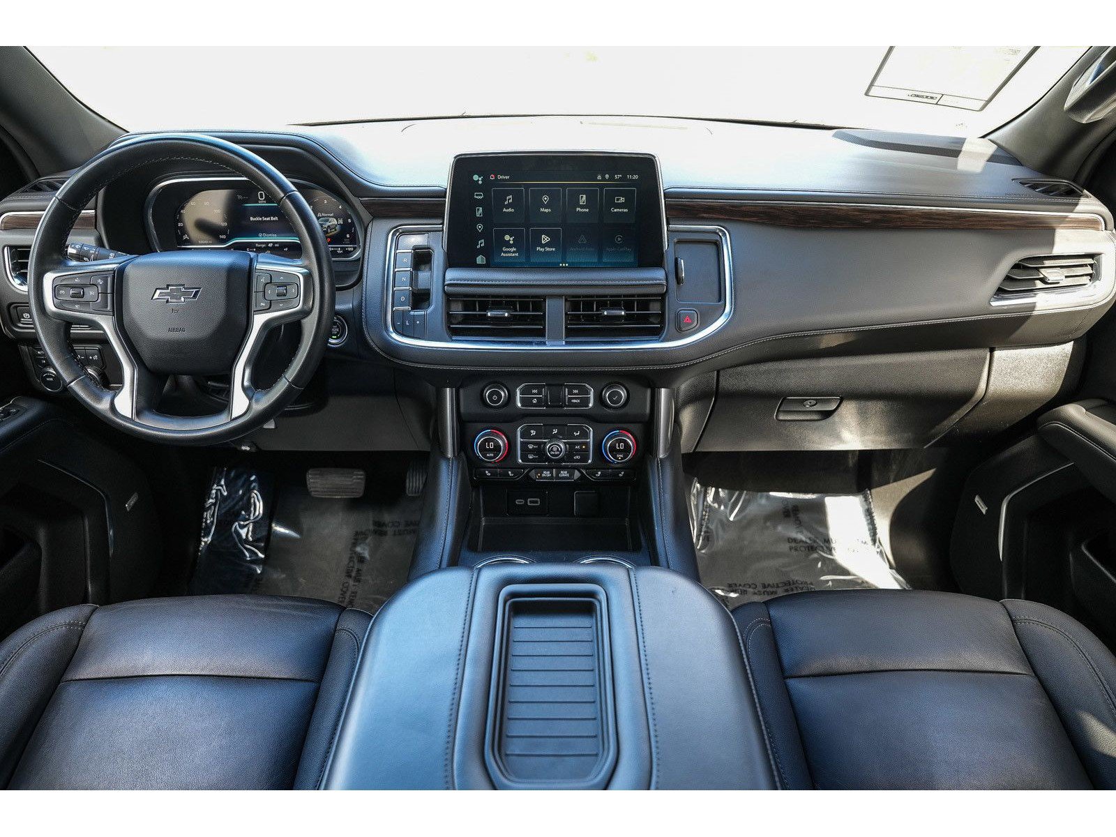 Used 2023 Chevrolet Suburban Z71 AWD/4WD image 11