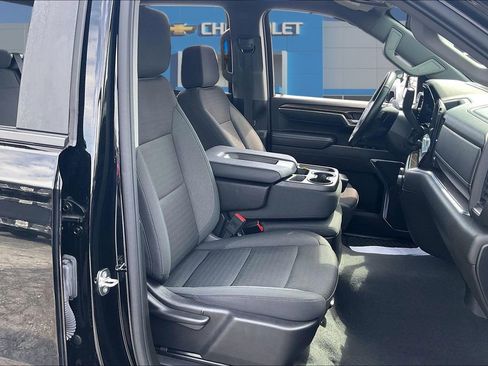 Used 2024 Chevrolet Silverado 1500 LT AWD/4WD image 29