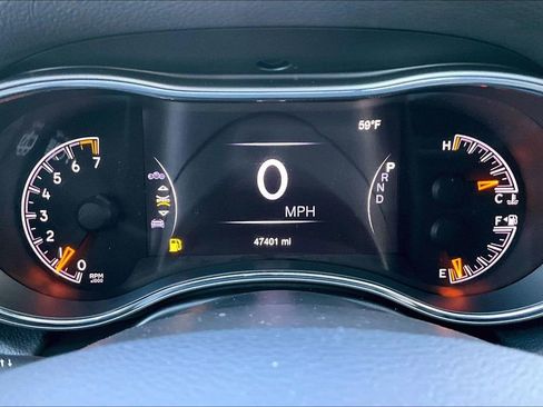 Used 2022 Jeep Grand Cherokee Laredo X AWD/4WD image 14