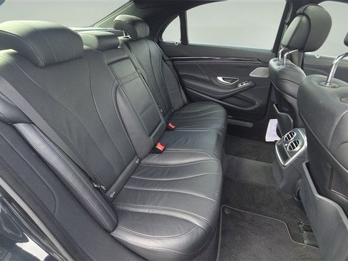 Used 2015 Mercedes-Benz S 550 Sedan w/ Premium 1 Package image 15