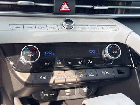 New 2026 Hyundai Elantra Limited FWD image 21