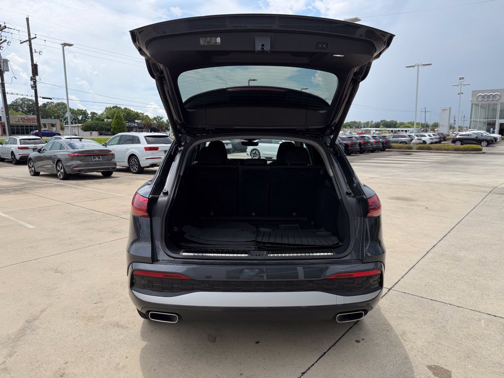 Certified 2025 Audi Q5 Premium w/ Premium Plus AWD/4WD image 25