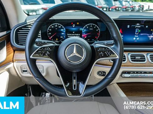 Used 2025 Mercedes-Benz GLE 350 4MATIC image 27