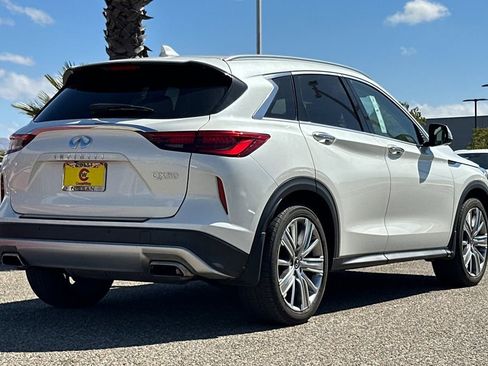 Used 2022 INFINITI QX50 Sensory image 4