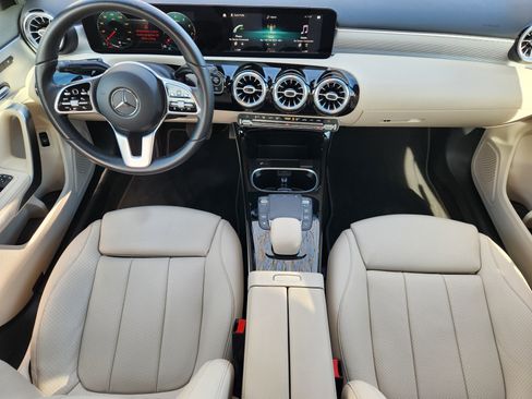 Used 2021 Mercedes-Benz A 220 image 26