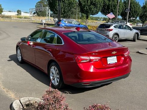 Used 2021 Chevrolet Malibu LT w/ Leather Package FWD image 5
