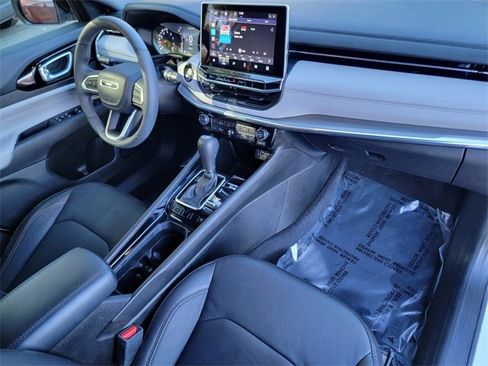 Certified 2023 Jeep Compass Limited w/ Sun and Sound Group image 25