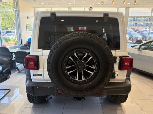 Used 2026 Jeep Wrangler Unlimited Rubicon 392 w/ Quick Order Package 27X Moab AWD/4WD image 6