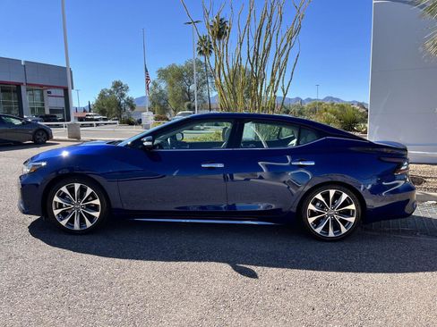 Used 2021 Nissan Maxima Platinum w/ Sport Mat Group image 2