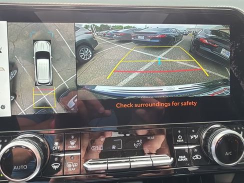 New 2026 Toyota Highlander Platinum AWD/4WD image 26