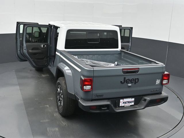 New 2026 Jeep Gladiator Sport AWD/4WD image 57