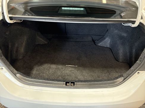 Used 2016 Toyota Corolla S w/ Driver Convenience Package image 18