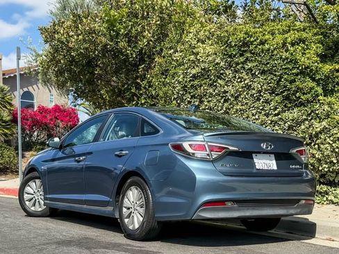 Used 2016 Hyundai Sonata SE FWD image 16