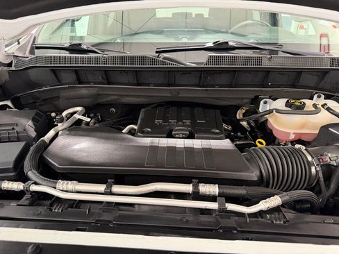Used 2024 Chevrolet Silverado 1500 Custom AWD/4WD image 7