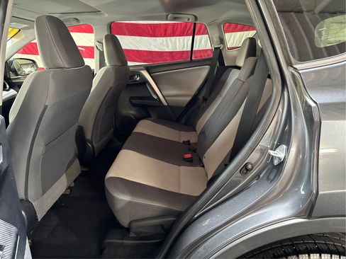 Used 2014 Toyota RAV4 XLE AWD/4WD image 10