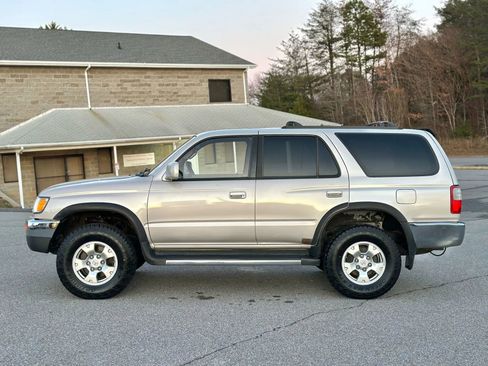 Used 1997 Toyota 4Runner SR5 image 3