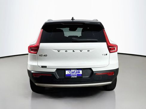 Used 2020 Volvo XC40 T5 Momentum w/ Protection Package AWD/4WD image 7