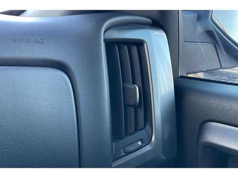 Used 2018 Chevrolet Silverado 1500 LT w/ All Star Edition RWD image 28