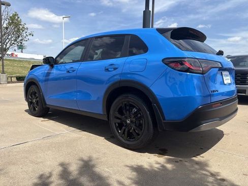 New 2026 Honda HR-V Sport image 3