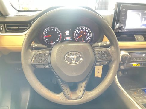 Certified 2020 Toyota RAV4 LE w/ All Weather Liner Package AWD/4WD image 26