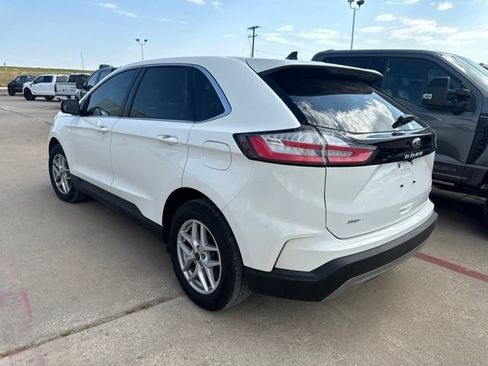 Used 2024 Ford Edge SEL w/ Convenience Package AWD/4WD image 8