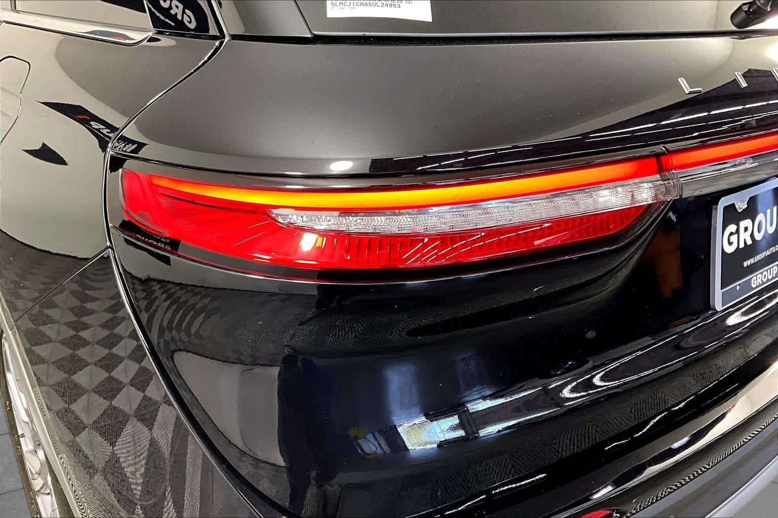 Used 2025 Lincoln Corsair FWD image 28