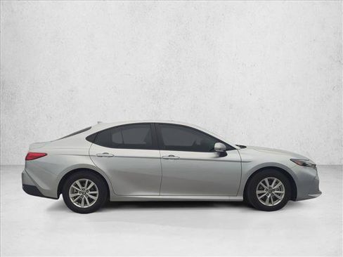 Certified 2025 Toyota Camry LE FWD image 4