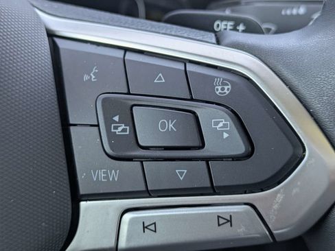 Used 2024 Volkswagen Atlas Peak Edition SEL AWD/4WD image 30