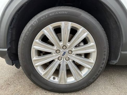 Used 2021 Ford Explorer Limited w/ Hybrid Equipment Group 310A RWD image 22