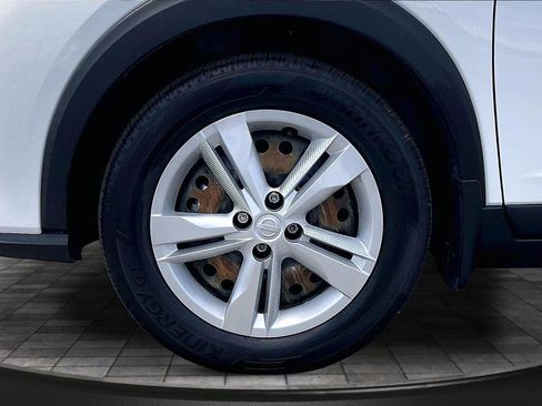 Certified 2023 Nissan Kicks S FWD image 11