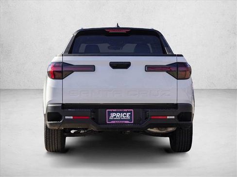 Certified 2025 Hyundai Santa Cruz SEL image 6
