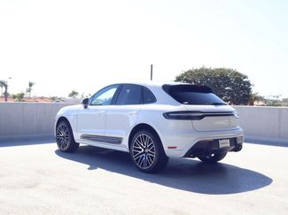 Certified 2026 Porsche Macan AWD/4WD video 3