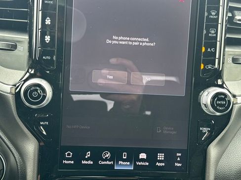 New 2026 RAM 1500 4x4 Crew Cab image 30