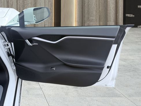 Used 2020 Tesla Model S Long Range image 64