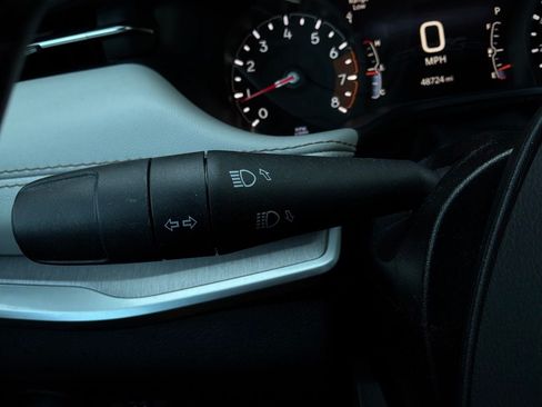 Used 2025 Jeep Compass Limited AWD/4WD image 38