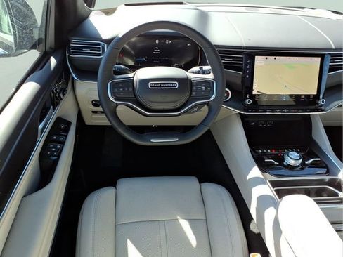 New 2026 Jeep Grand Wagoneer Summit AWD/4WD image 13