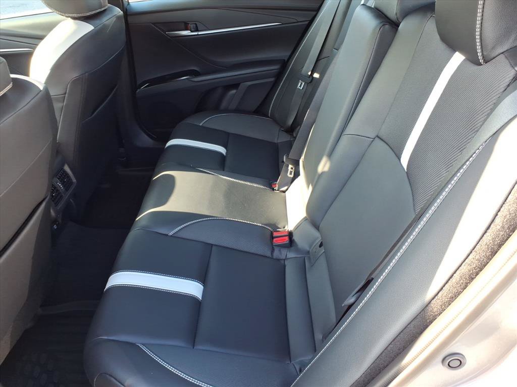 New 2026 Toyota Camry SE w/ Convenience Package FWD image 5