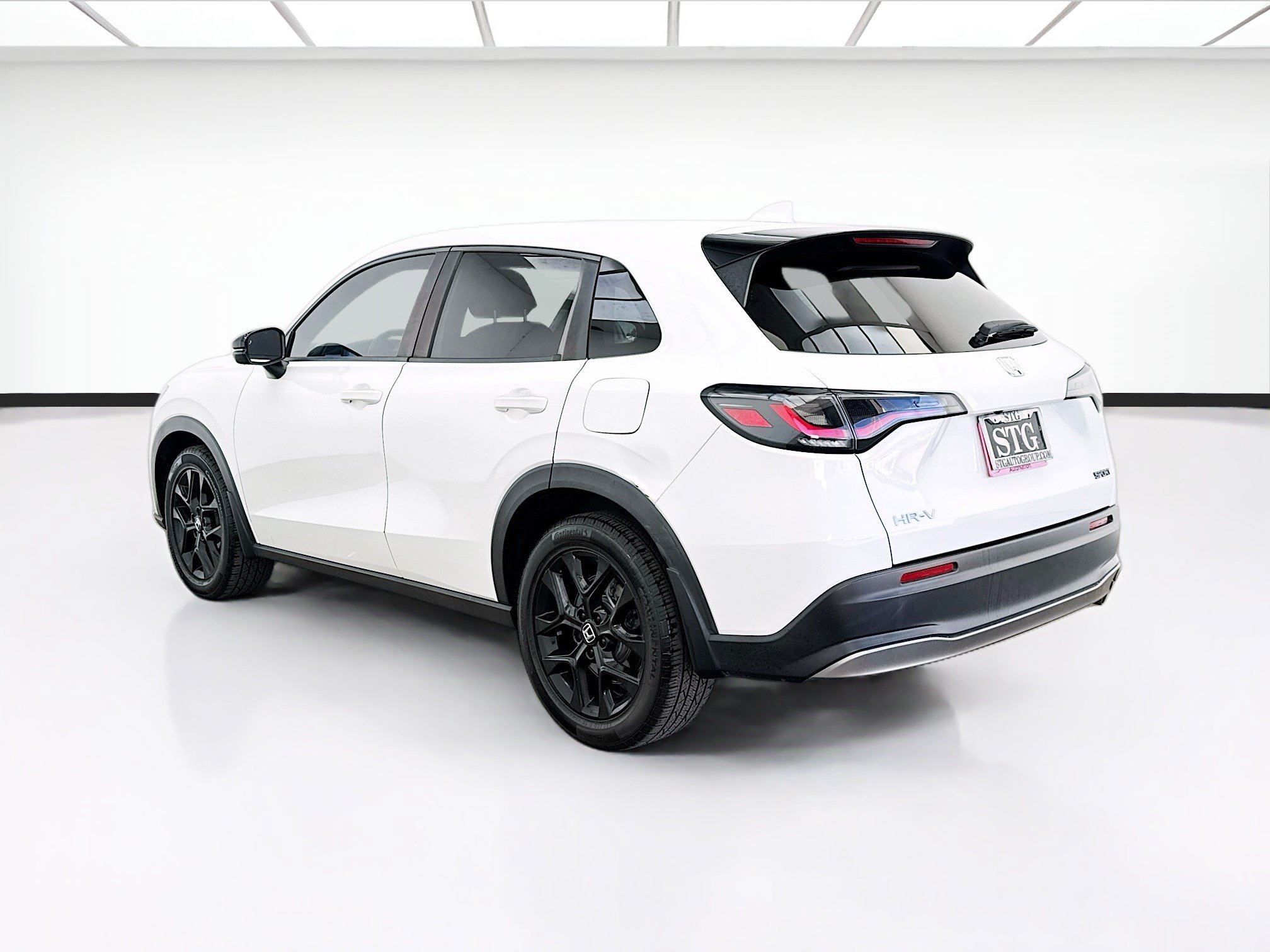 Used 2023 Honda HR-V Sport image 6