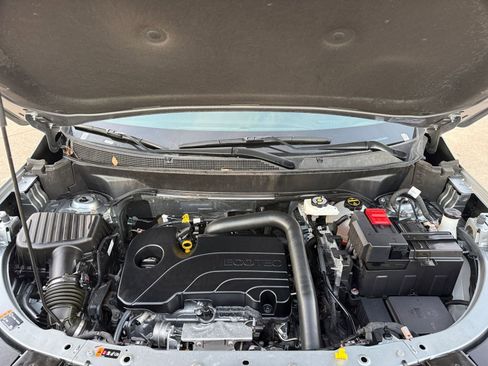 Used 2025 Chevrolet Equinox LT image 32