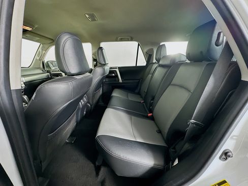 Used 2024 Toyota 4Runner SR5 Premium image 28