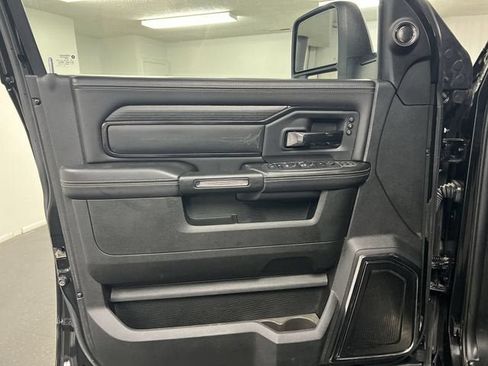 Used 2024 RAM 2500 Limited AWD/4WD image 23
