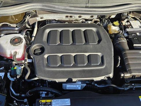 Used 2025 Volkswagen Tiguan S image 20