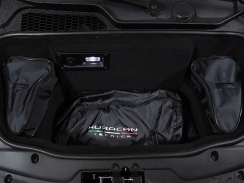 Used 2023 Lamborghini Huracan Tecnica image 47