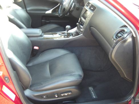 Used 2009 Lexus IS 250 AWD image 21