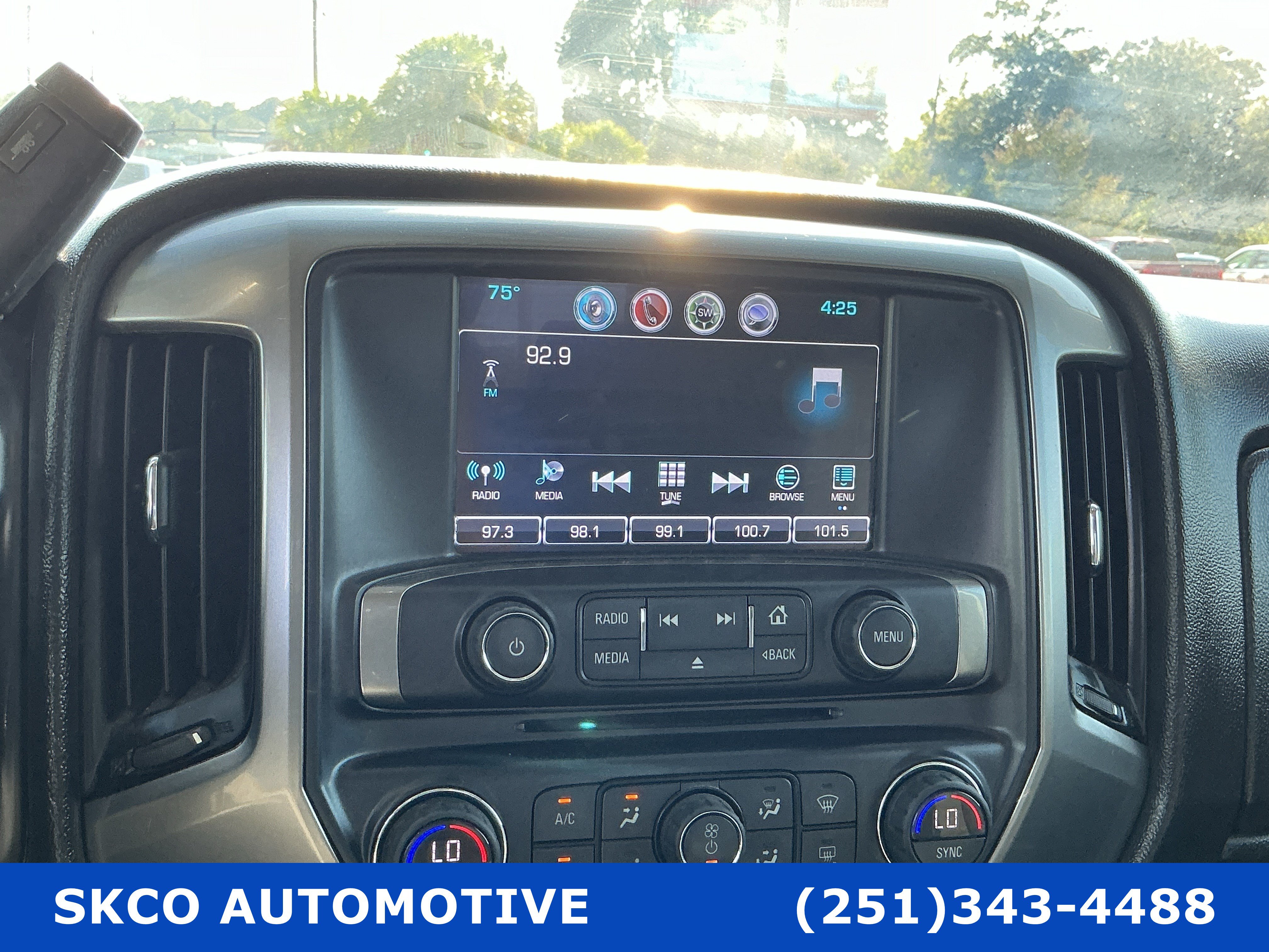 Used 2019 Chevrolet Silverado 1500 LT w/ Texas Edition RWD image 16