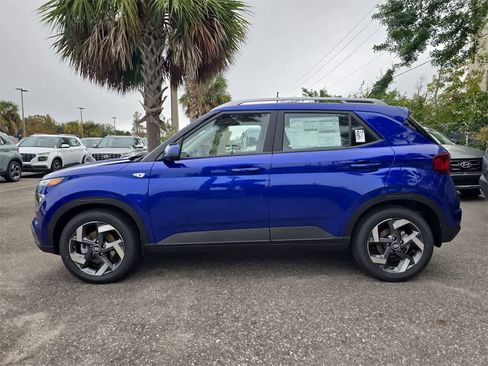 New 2026 Hyundai Venue SEL image 3