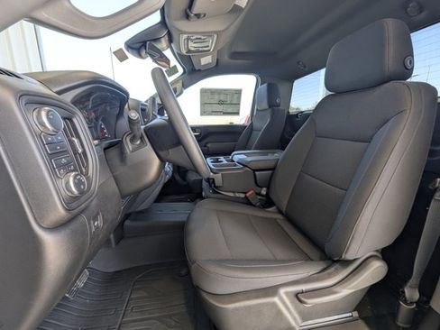 New 2025 GMC Sierra 2500 Pro w/ Convenience Package image 15