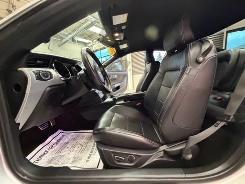 Used 2015 Ford Mustang GT Premium w/ Equipment Group 401A RWD image 46