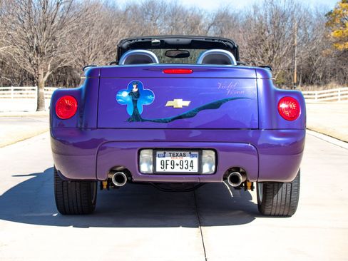 Used 2004 Chevrolet SSR w/ Preferred Equipment Group image 38